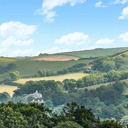 The Treehouse At Salcombe Farm Villa Exteriör bild