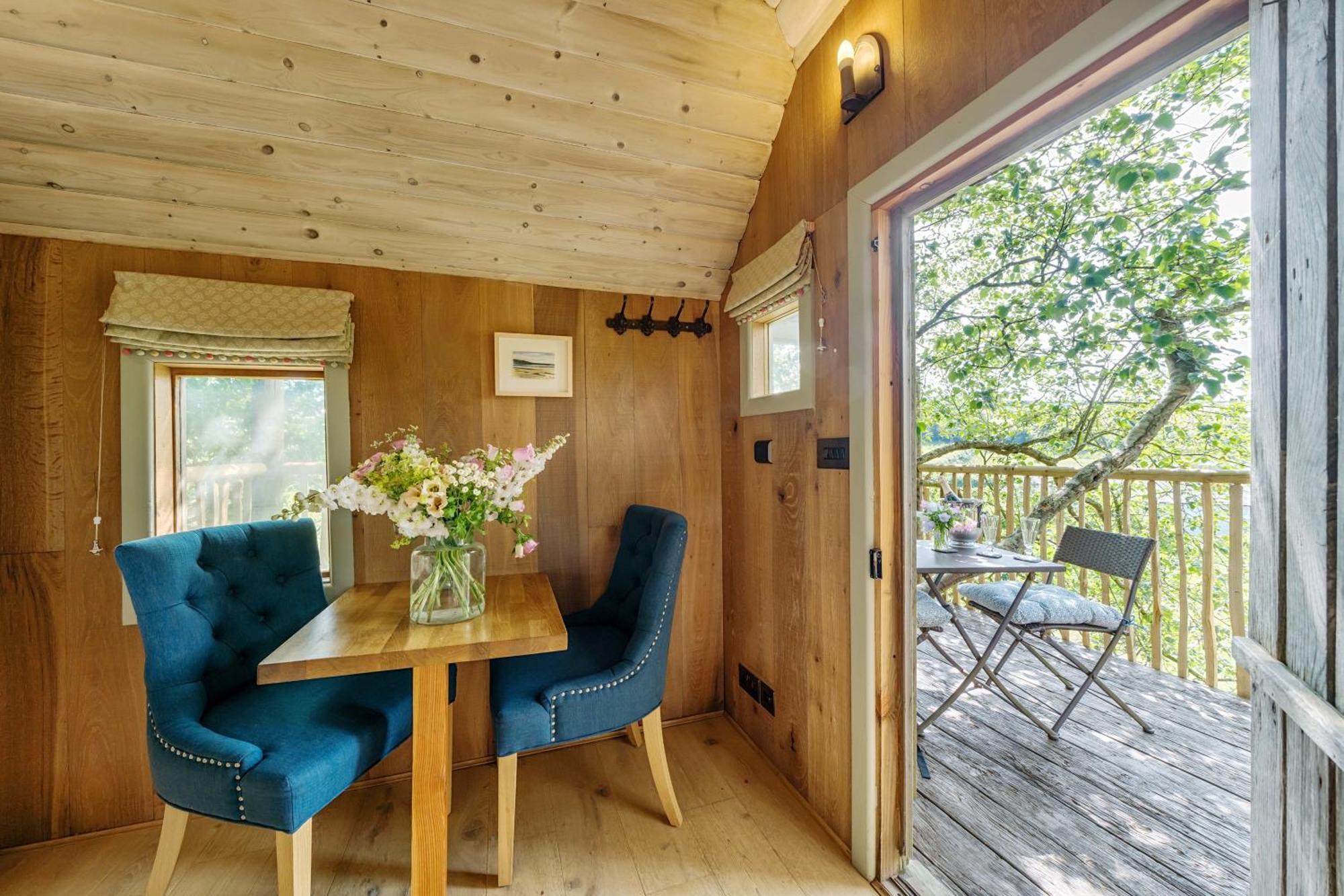 The Treehouse At Salcombe Farm Villa Exteriör bild